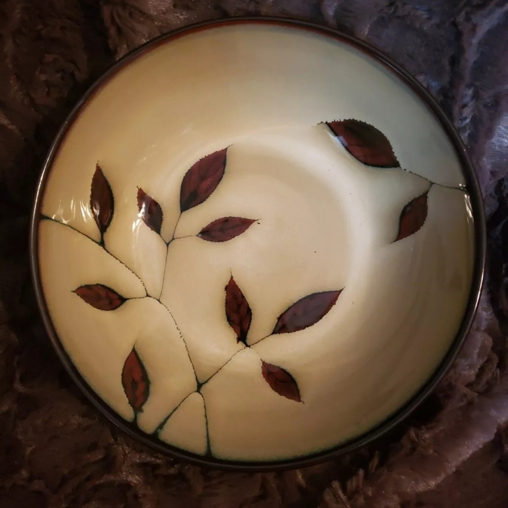 Jessica McClintock 2 Cereal/soup Bowls Leaves pattern, stoneware